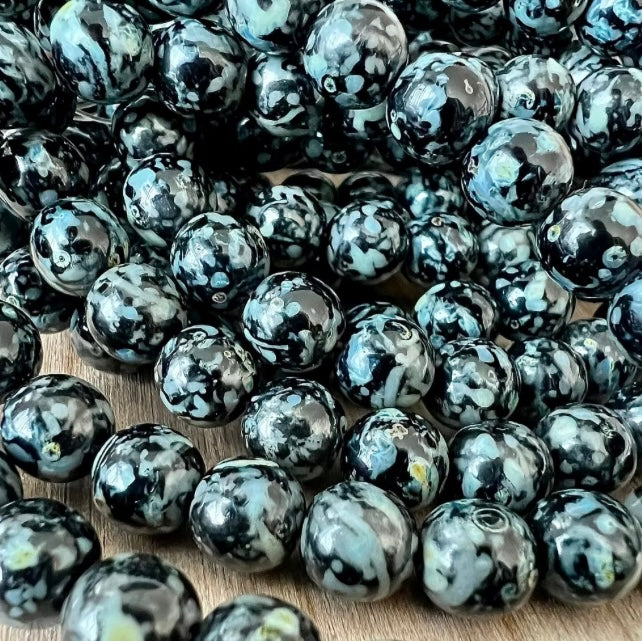 Svartspräckliga Tjeckiska Glaspärlor – Smyckestillverkning