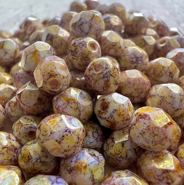 Guldspräckliga Lilarosa Tjeckiska Glaspärlor