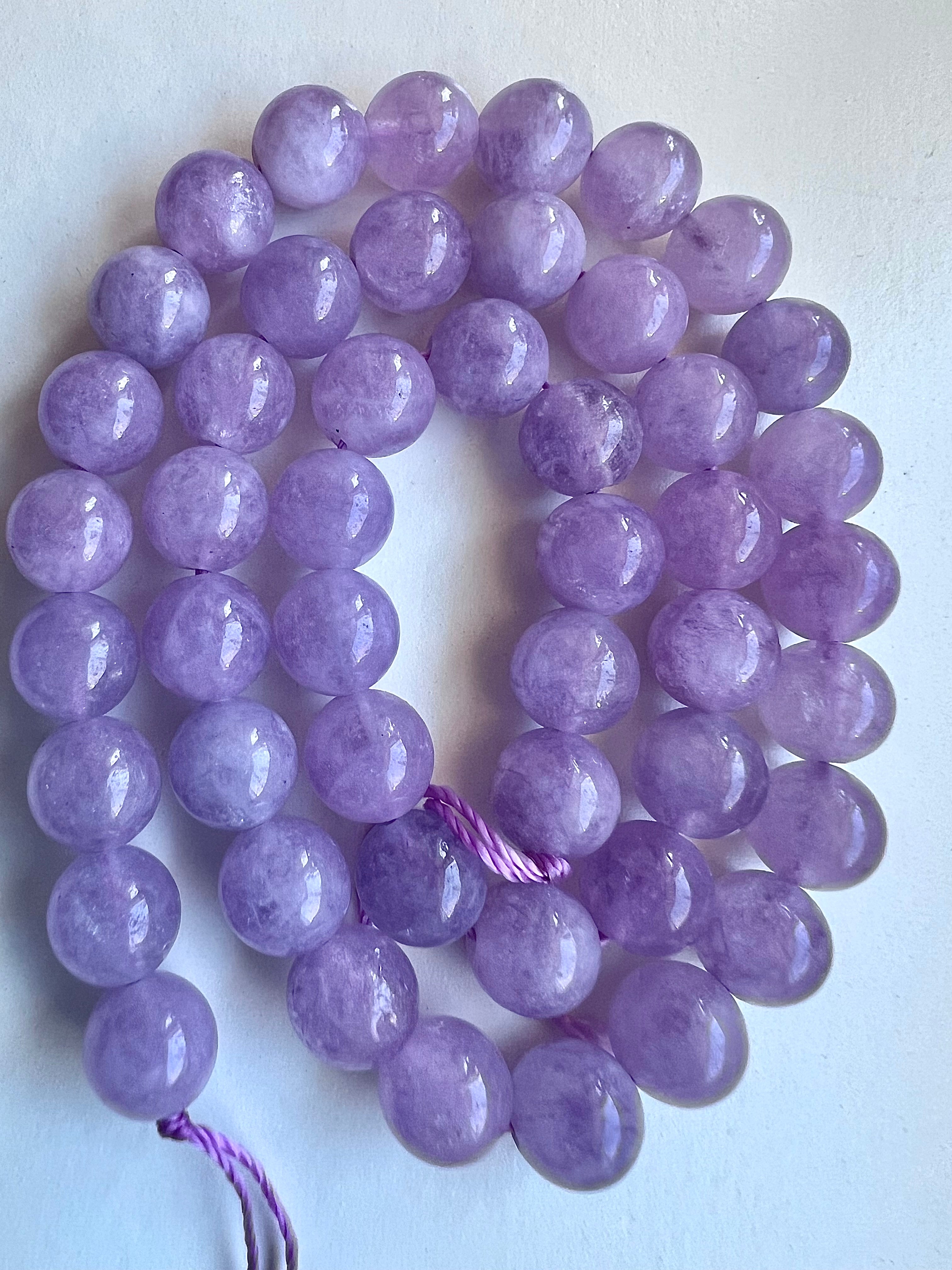 Lila Jade Pärlor – Exklusiva Halvädelstenar för Smyckestillverkning
