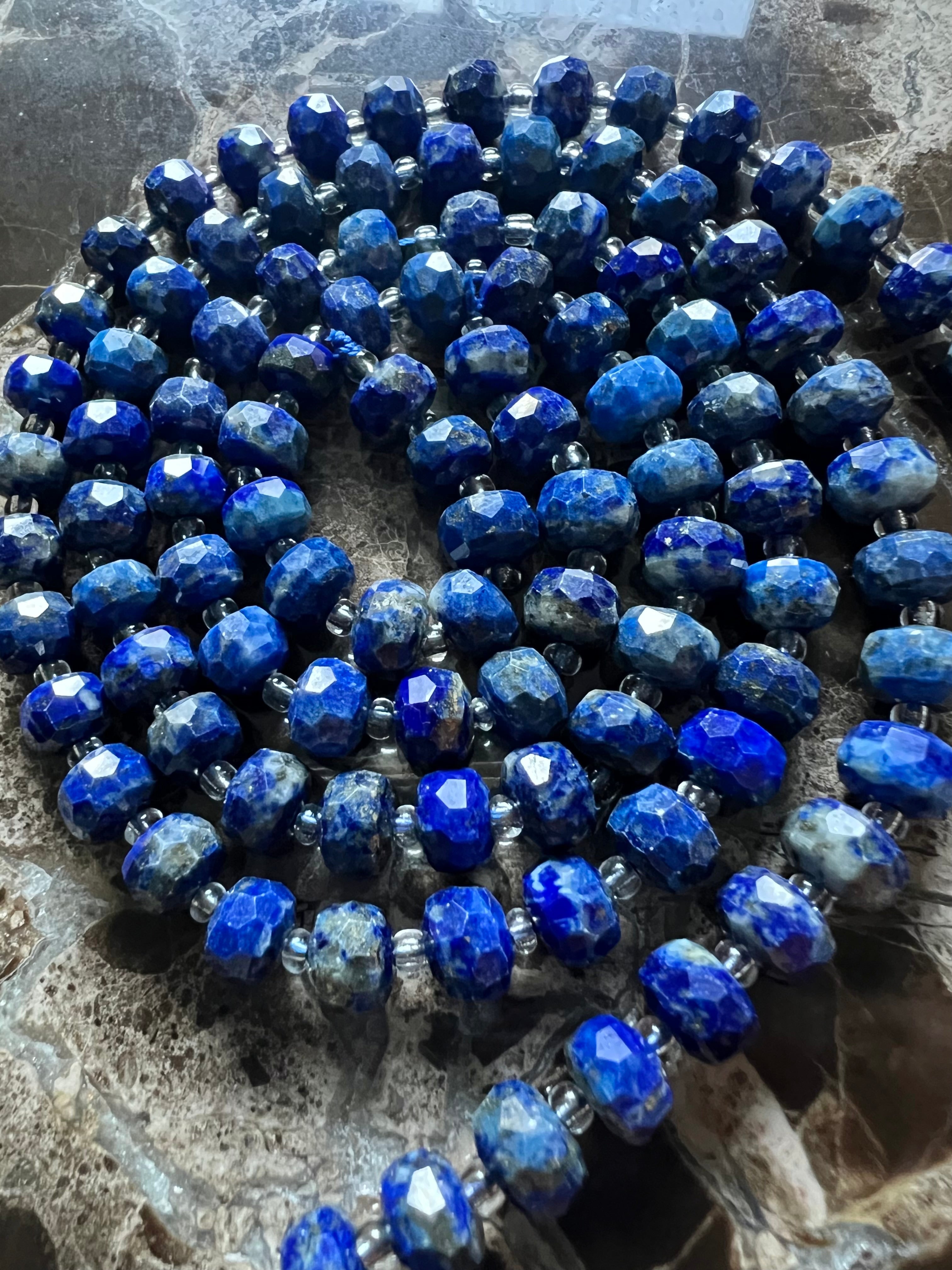 Lapis Lazuli - Lyxiga Stenpärlor