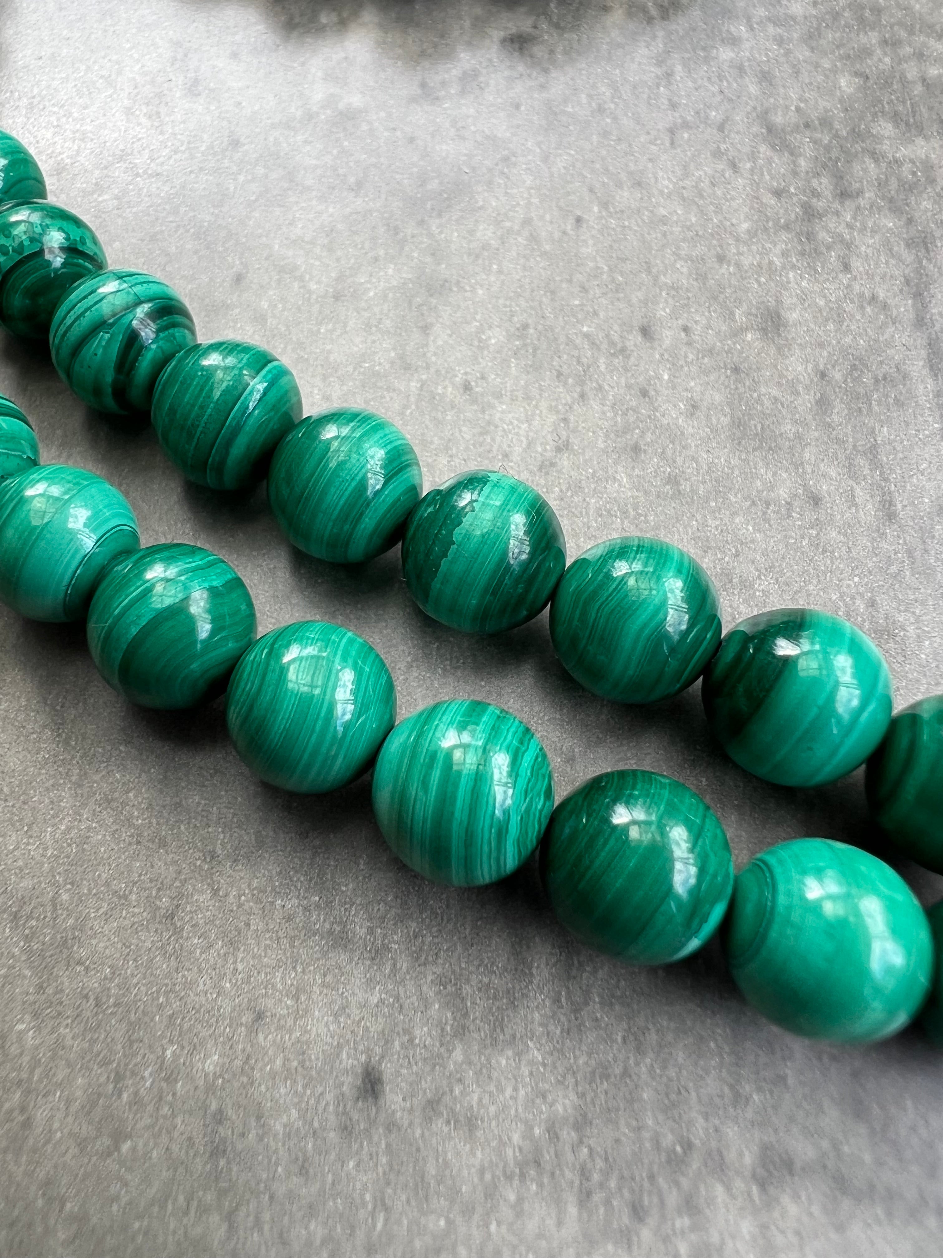 Malakitpärlor – Vackra, Exklusiva Stenpärlor