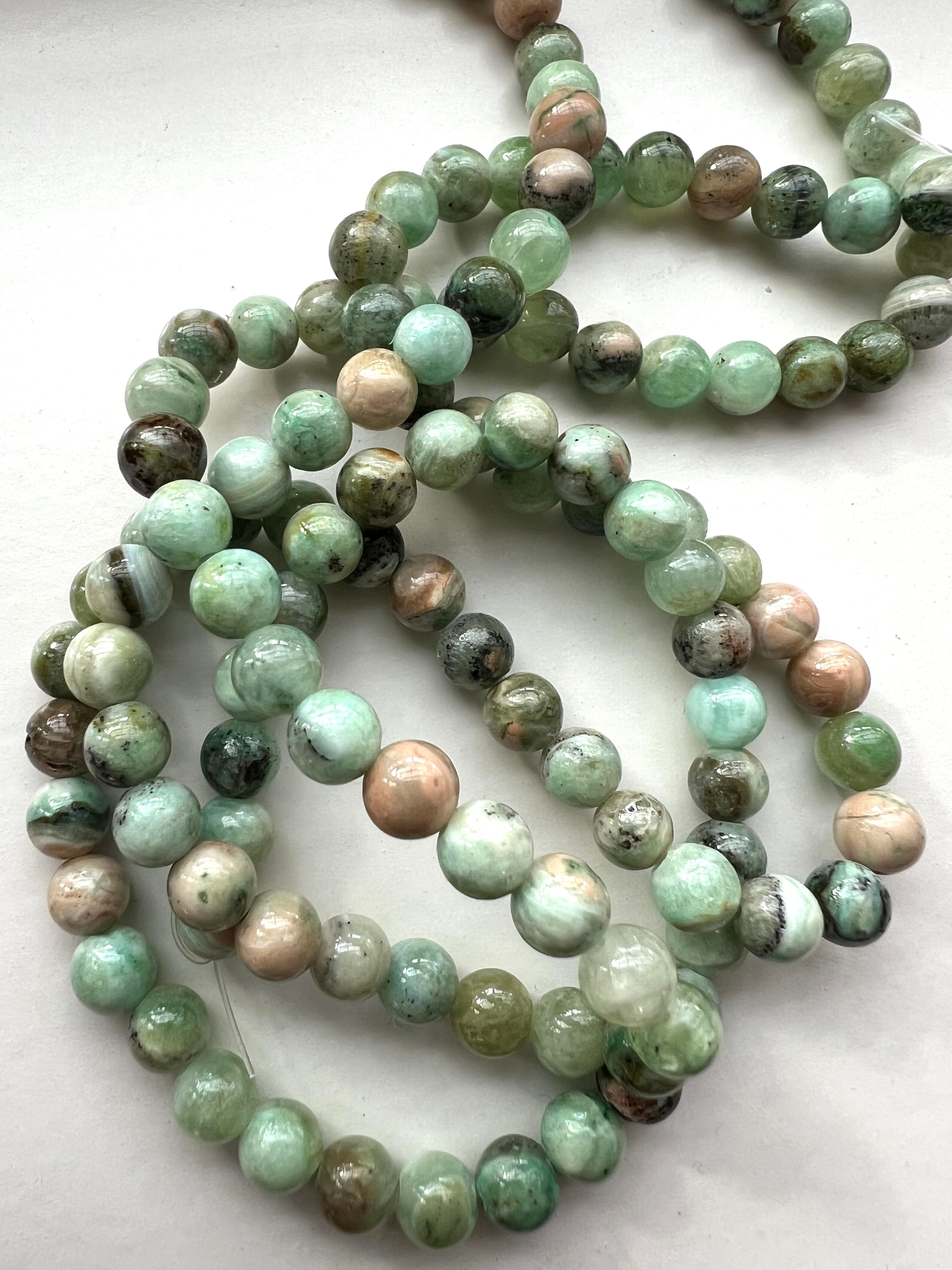 Kalcit – Energirenande Stenpärlor för Klarhet, Kreativitet & Inre Balans