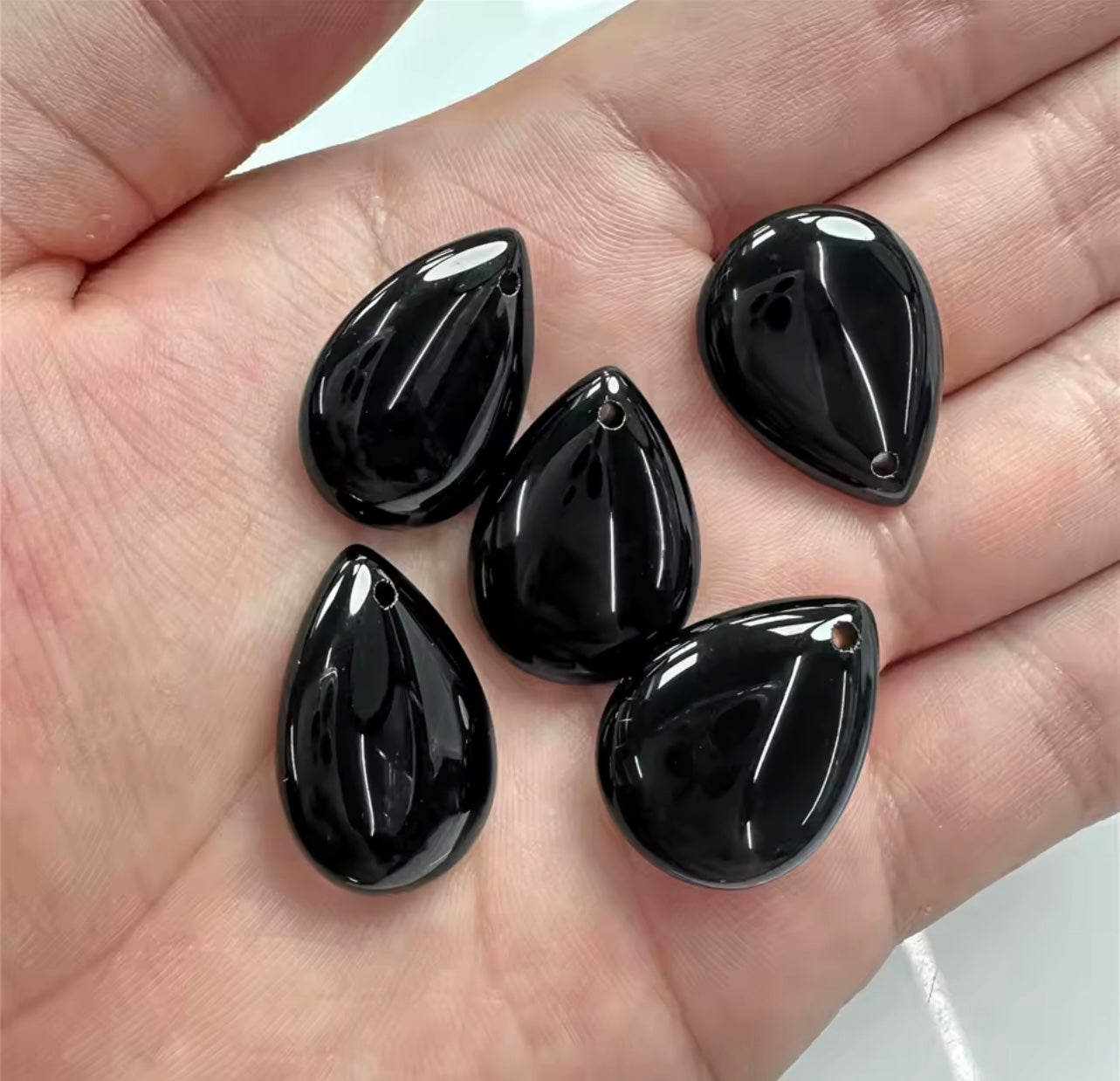 Svart Agat, Hänge – Stilrent, Kraftfullt och Tidlöst Elegant