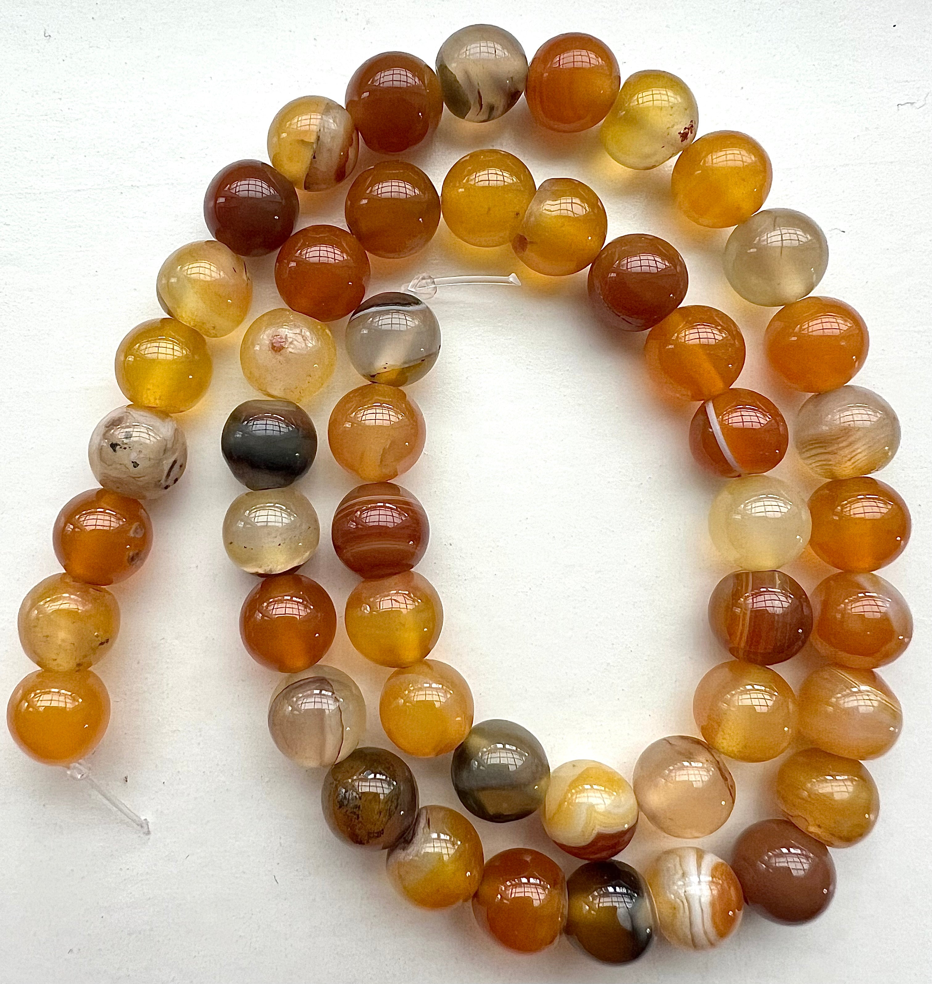 Orangebrun Agat – Energigivande Stenpärlor för Kreativitet, Jordning & Positiv Energi